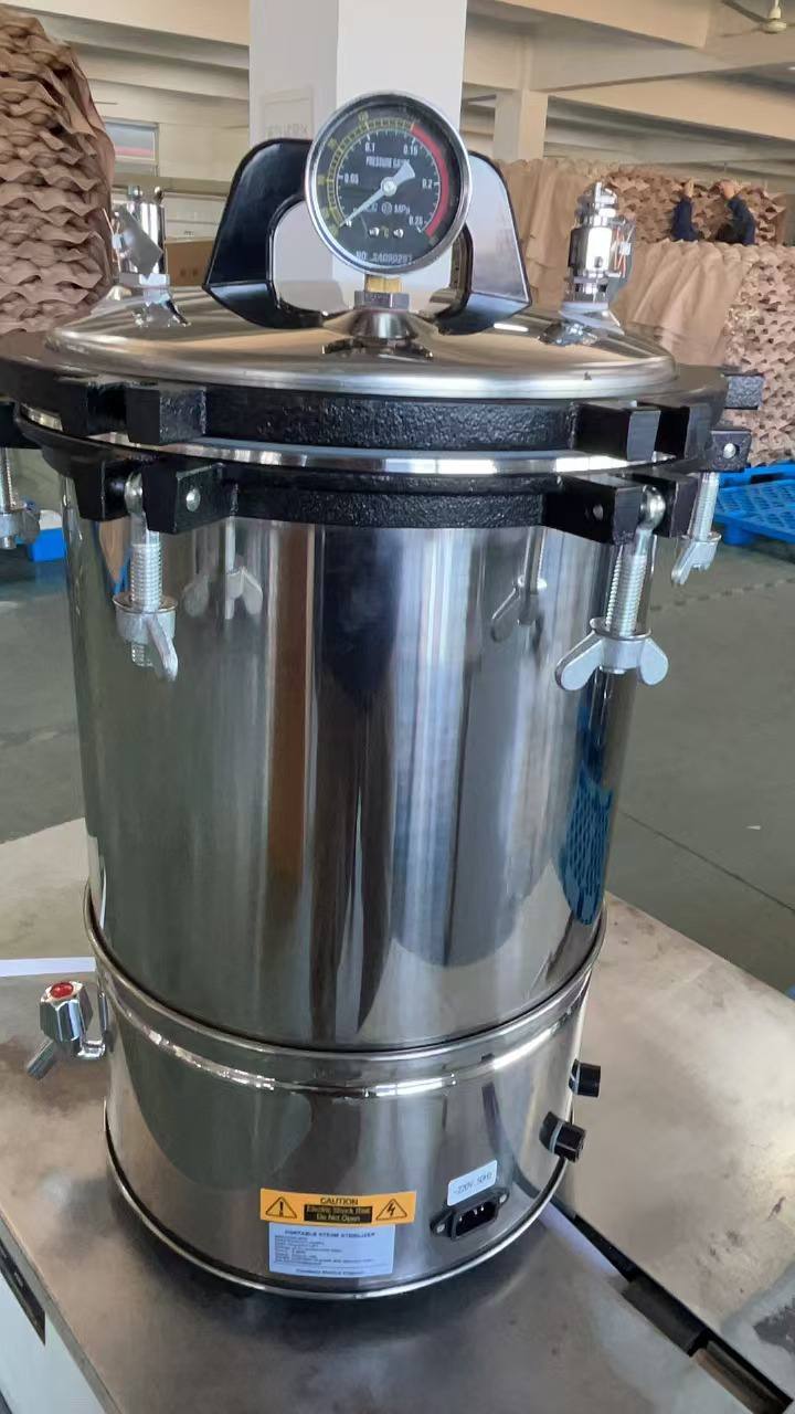 Stainless steel portable autoclave steam steriliser with pressure gauge